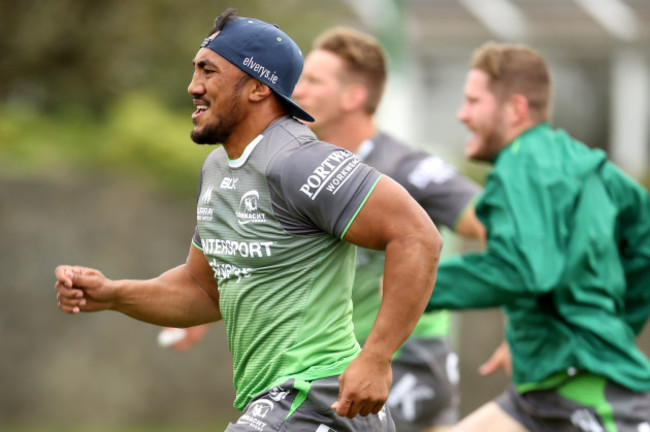 Bundee Aki