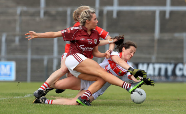 Megan Glynn with Martina O'Brien and Roisin Phelan