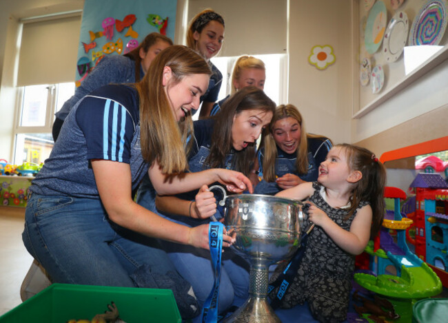 Members of the Dublin team with Anna-May Shields