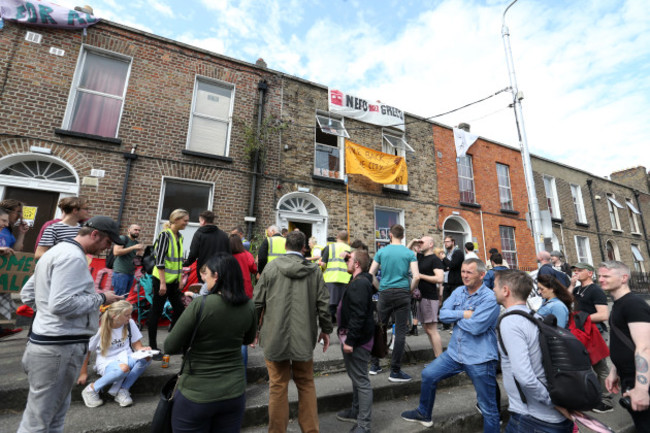 5889 Housing protest_90551490