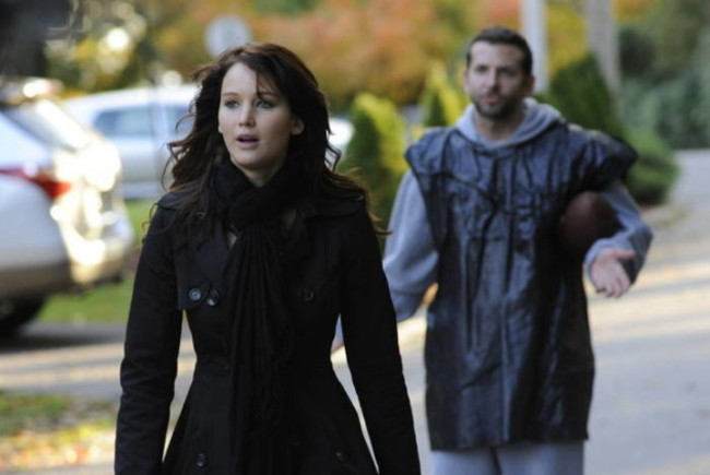 Jennifer-Lawrence-Bradley-Cooper-Silver-Linings-Playbook