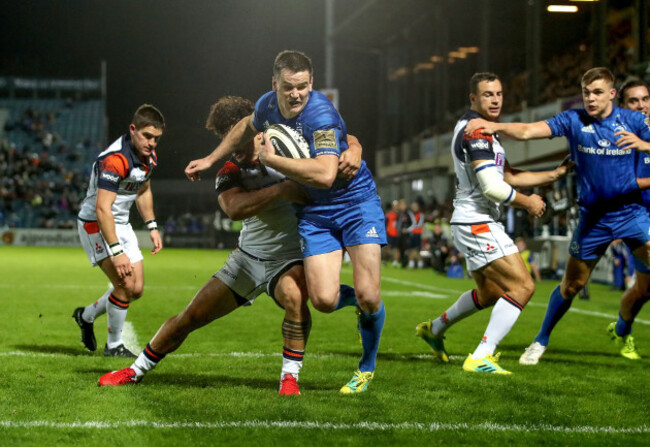 Johnny Sexton goes over for a try