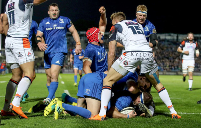 Fergus McFadden goes over for the opening try