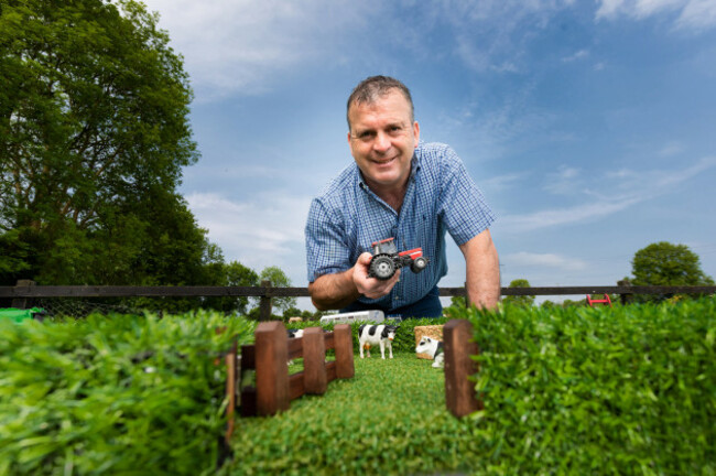 20180601-The-Field-11-SocialMedia