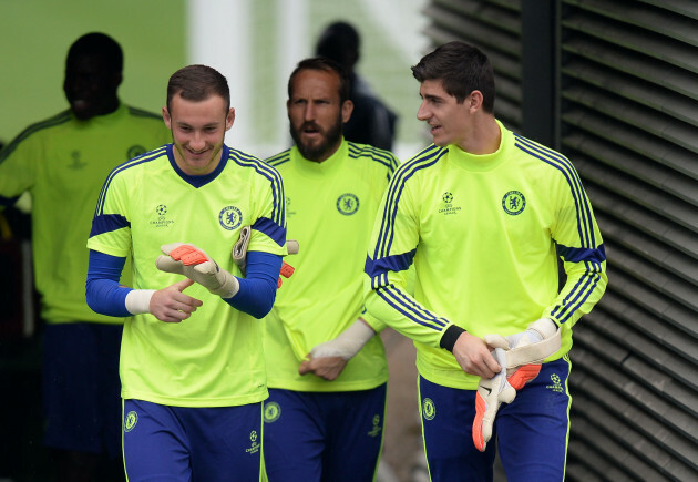 Soccer - UEFA Champions League - Group G - Sporting Lisbon v Chelsea - Chelsea Training - Cobham