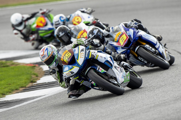 Kevin Keyes leading Grant Newstead, Cameron Lee, James Alderson & Josh Wood in the Pirelli National Superstock 600 race