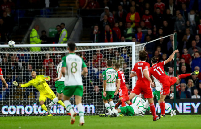 Gareth Bale scores his sides second goal