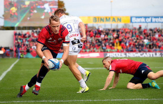 Mike Haley scores the first try