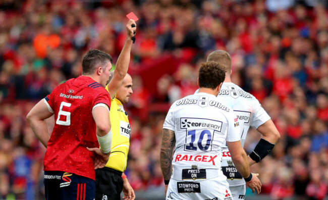 Danny Cipriani is sent off by Referee Alexandre Ruiz