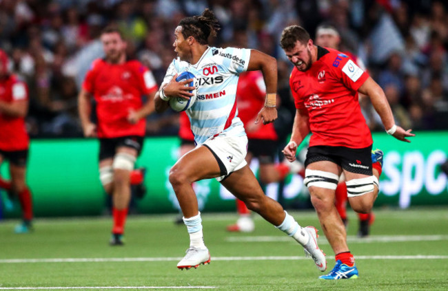 Teddy Thomas breaks away to score a try