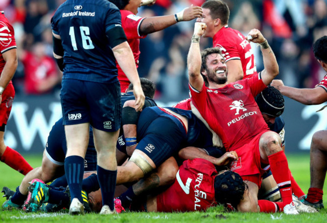 Maxime Médard as his side win a late peanlty to end the game