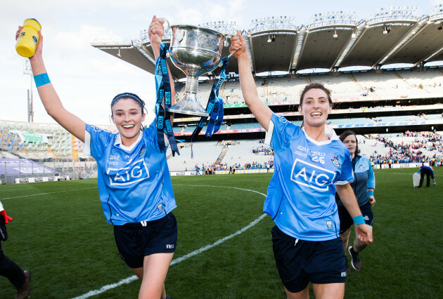 Oonagh Whyte and Olwen Carey celebrate with the trophy