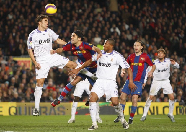 Soccer - Spanish League soccer match - FC Barcelona vs Real Madrid - Barcelona