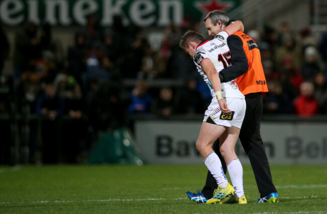 Michael Lowry comes off injured