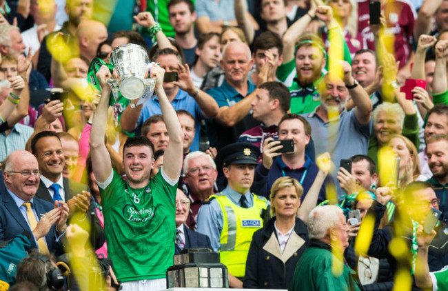 Declan Hannon lifts the Liam MacCarthy