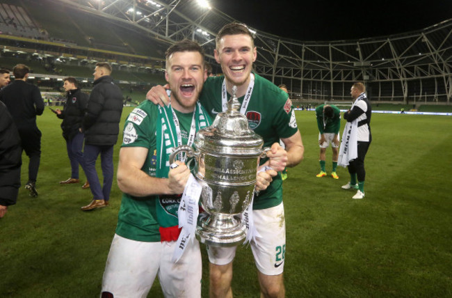 Steven Beattie and Gary Buckley celebrate with The Irish Daily Mail FAI Cup