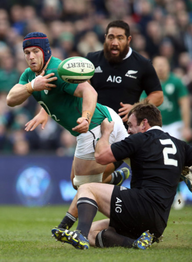 Sean O'Brien tackled by Andrew Hore