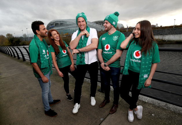 Jamie Heaslip with Ireland fans