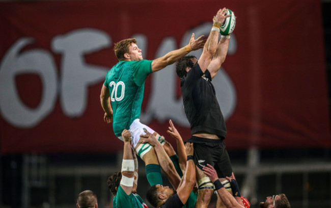 Samuel Whitelock steals a line out ahead of Jordi Murphy