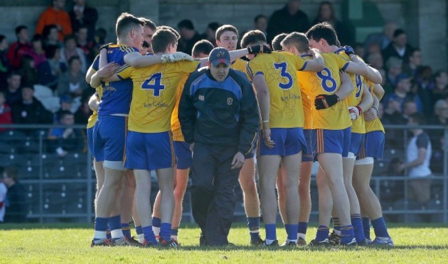 Mark Dowd with his team before the game