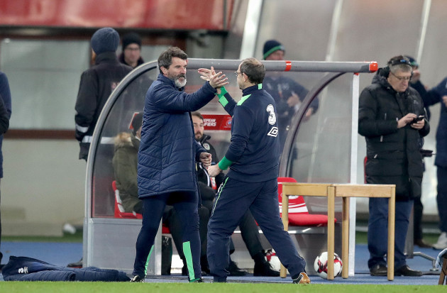 Martin O'Neill celebrates with Roy Keane at the final whistle