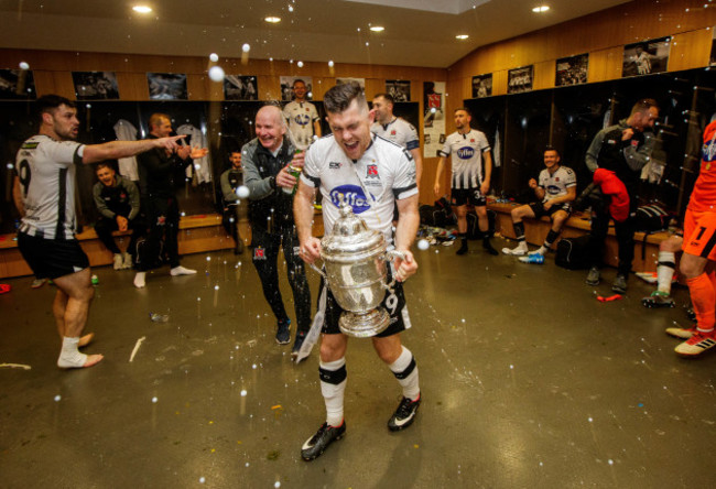 Ronan Murray celebrates winning The Irish Daily Mail FAI Cup