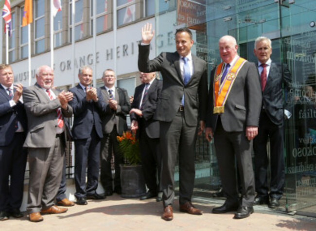 leo-varadkar-in-northern-ireland-6-390x285