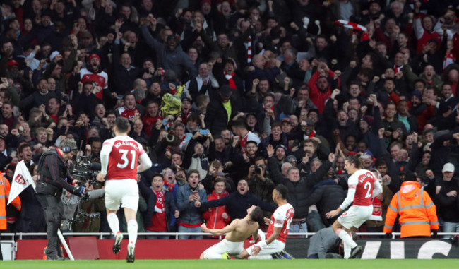 Arsenal v Tottenham Hotspur - Premier League - Emirates Stadium