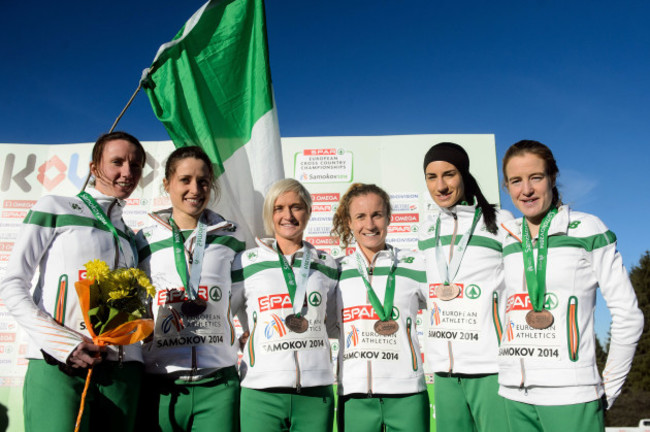 The Ireland Senior Women team celebrate with their bronze medals