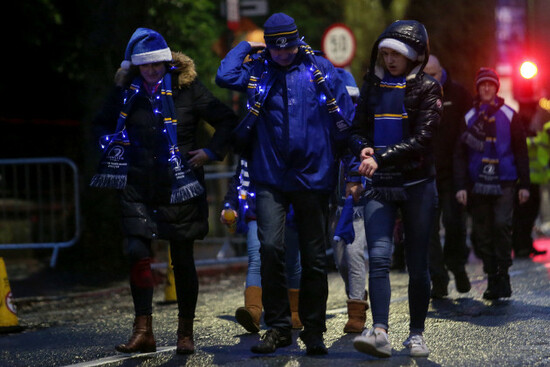 Fans arrive to Aviva Stadium