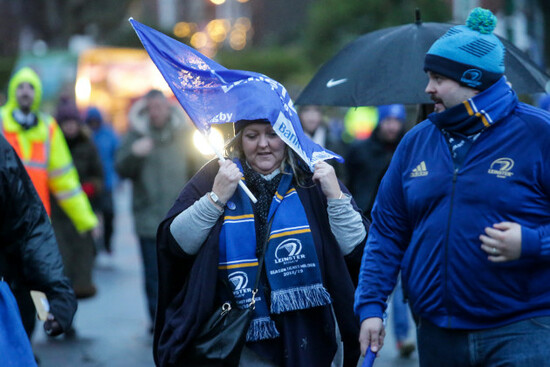 Fans arrive to Aviva Stadium