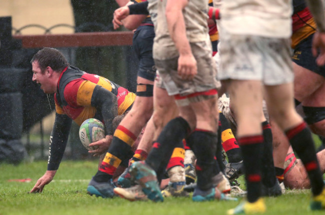 Ian Prendarville scores a try