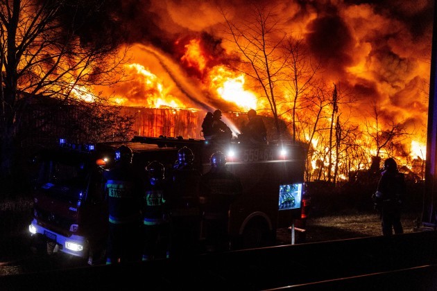 Fire at Illegal Garbage Dump in Wroclaw