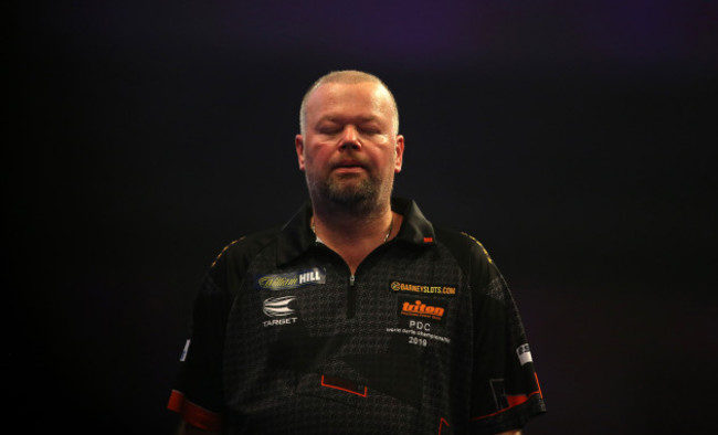 2018 William Hill World Darts Championship - Day Five - Alexandra Palace