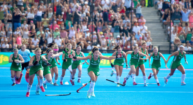 Ireland celebrate winning the shoot out