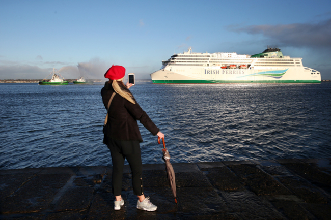 18  NEW IRISH FERRIES SHIP_90561016