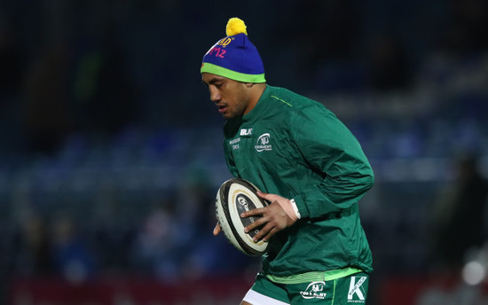 Bundee Aki during the warm up