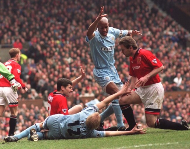 Soccer - FA Carling Premiership - Manchester United v Coventry City