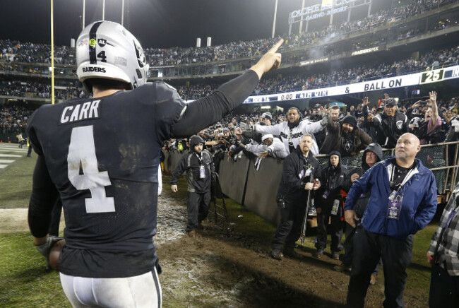 Broncos Raiders Football