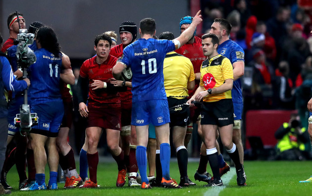 Joey Carbery clashes with Johnny Sexton