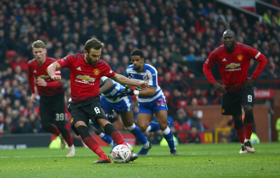 Manchester United v Reading - Emirates FA Cup - Third Round - Old Trafford