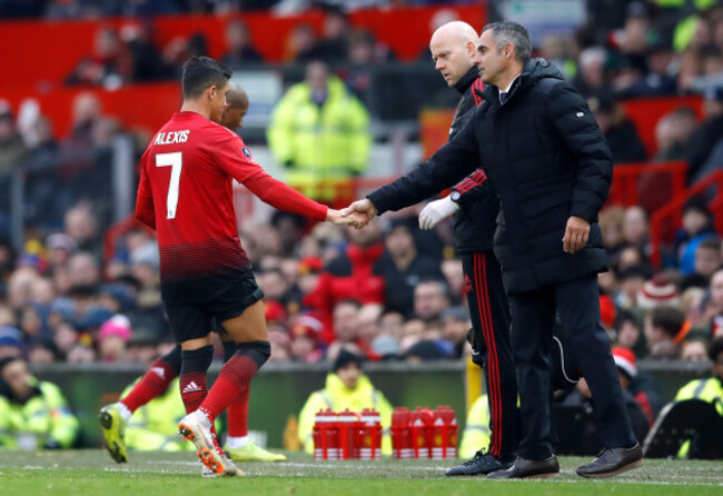 Manchester United v Reading - Emirates FA Cup - Third Round - Old Trafford