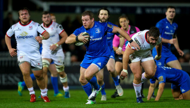 Sean Cronin on his way to scoring a try