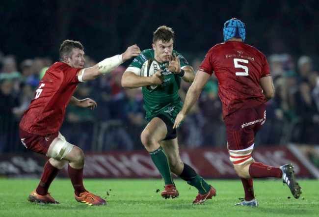 Peter O'Mahony and Tadhg Beirne with Tom Farrell