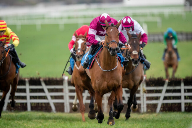 Jack Kennedy on Battleoverdoyen wins The Lawlor`s of Naas Novice Hurdle