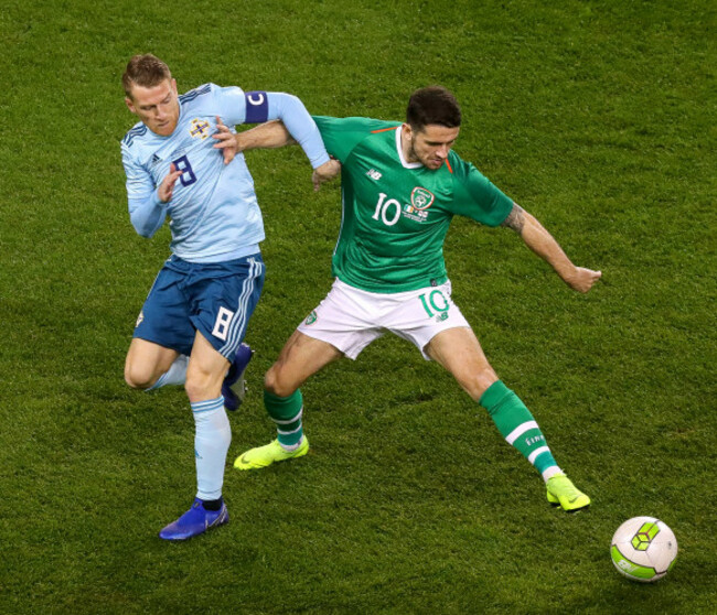 Steven Davis with Robbie Brady