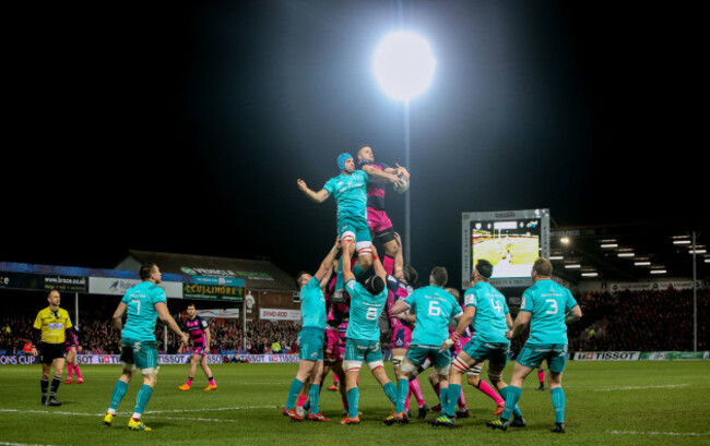 Ed Slater competes for a line out with Tadhg Beirne