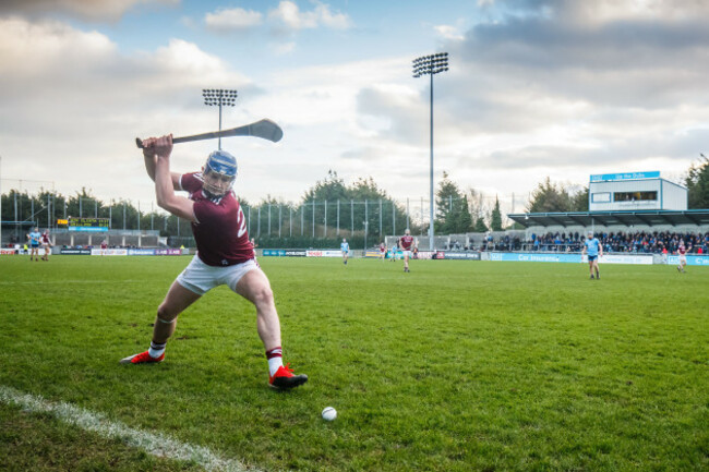 Joe Canning hits the winning point