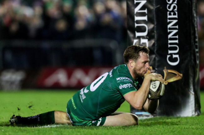 Jack Carty scores a try