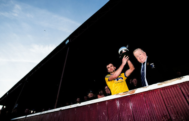 Enda Smith lifts the trophy